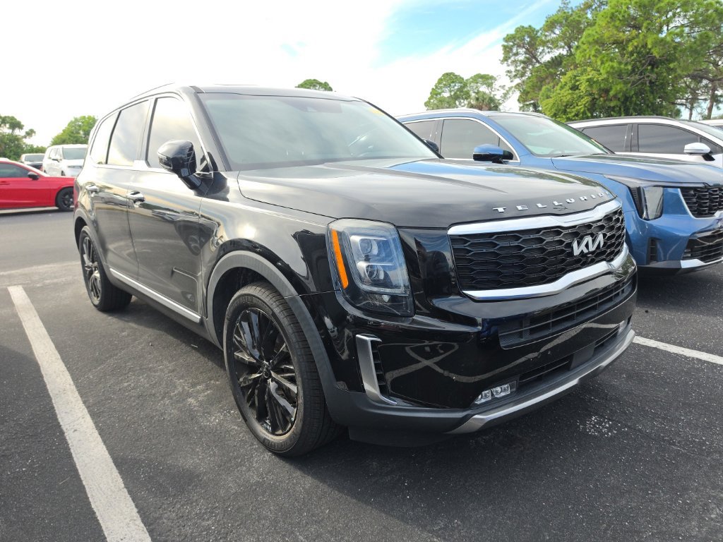 Used 2022 Kia Telluride SX w/ Towing Package AWD/4WD image 2
