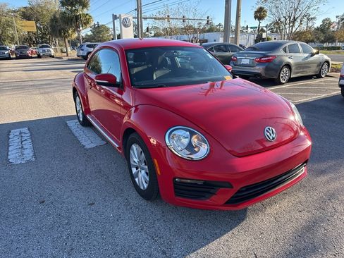 Used 2019 Volkswagen Beetle 2.0T S image 14