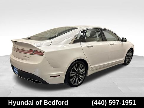 Used 2018 Lincoln MKZ Select w/ Select Plus Package AWD/4WD image 5