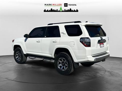 Used 2020 Toyota 4Runner TRD Off-Road image 3