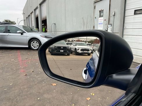 Used 2025 Nissan Altima 2.5 SV image 19