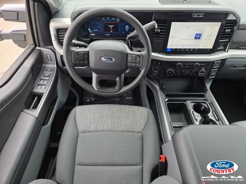 New 2026 Ford F250 XLT w/ XLT Premium Package image 8