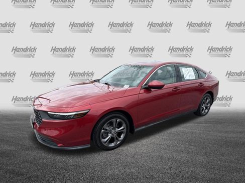 Certified 2023 Honda Accord EX image 5