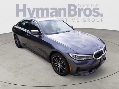 Used 2022 BMW 330i xDrive Sedan w/ Driving Assistance Package image 3