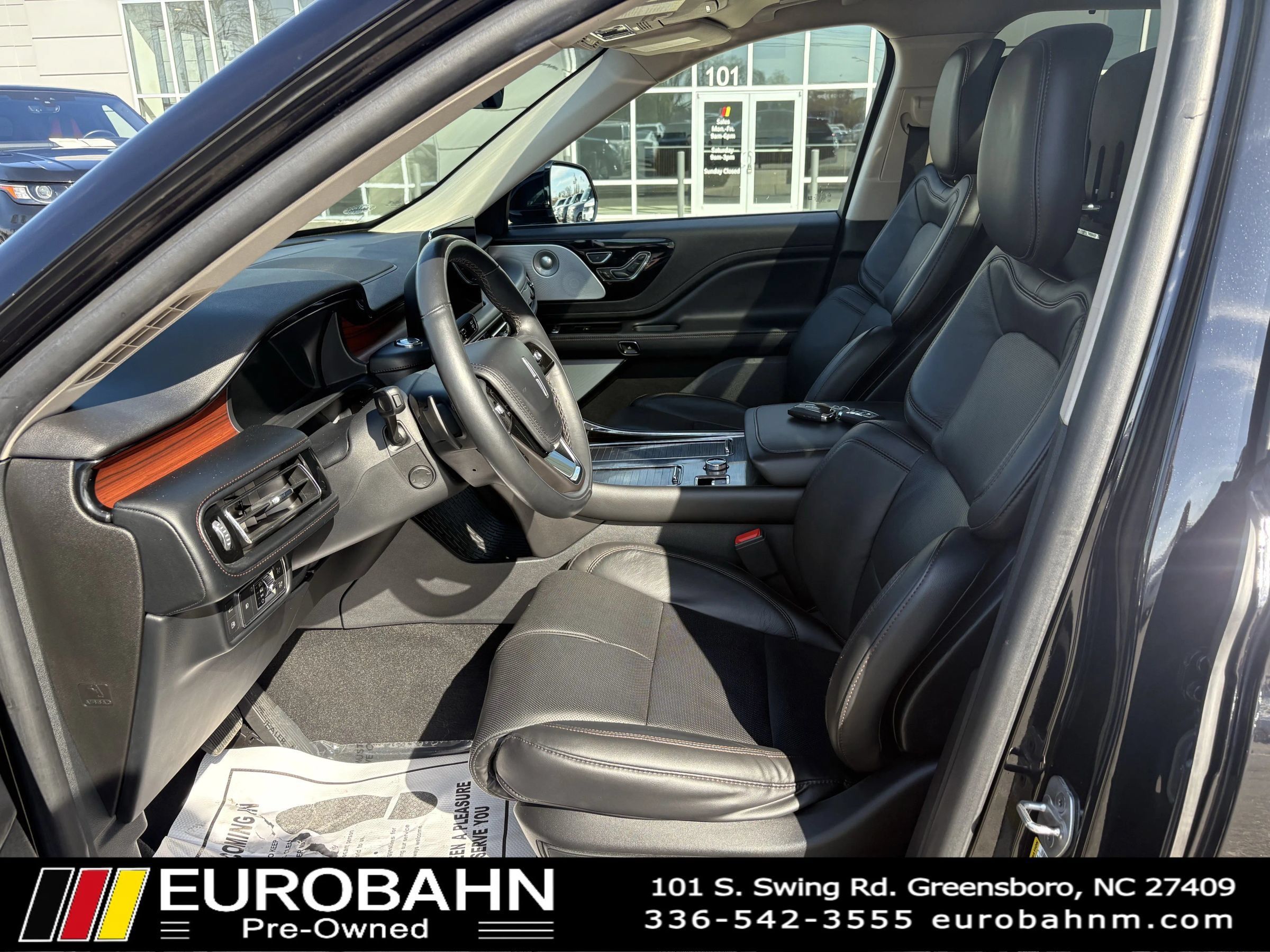 Used 2022 Lincoln Aviator Grand Touring w/ Equipment Group 301A AWD/4WD image 7