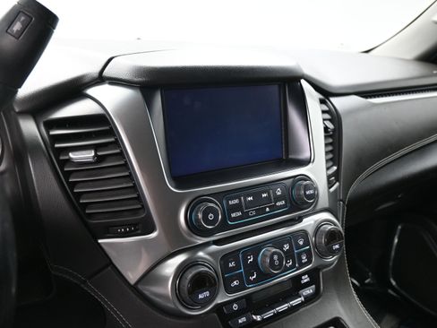 Used 2019 Chevrolet Tahoe LS w/ Enhanced Driver Alert Package AWD/4WD image 15