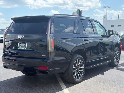 Used 2021 Cadillac Escalade Sport w/ Driver Assist Tech Package AWD/4WD image 5
