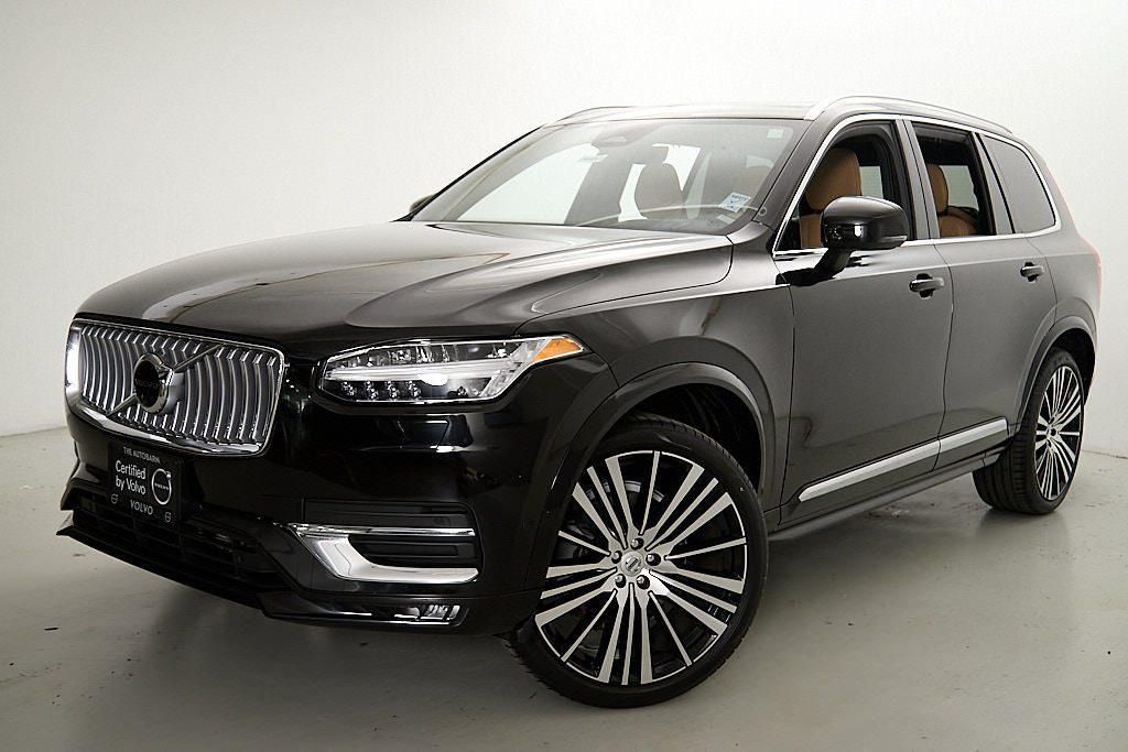 Certified 2023 Volvo XC90 B6 Ultimate w/ Protection Package Premier AWD/4WD image 2