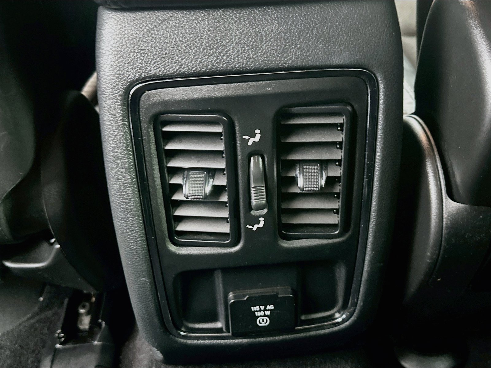 Used 2019 Jeep Grand Cherokee Altitude AWD/4WD image 25