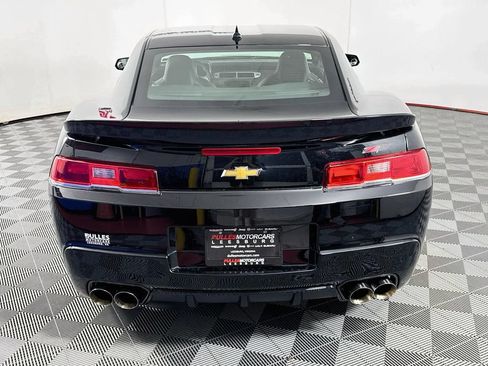 Used 2015 Chevrolet Camaro Z/28 RWD image 6