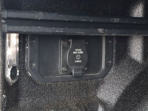Used 2025 RAM 1500 Big Horn AWD/4WD image 12