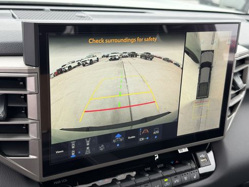 New 2026 Toyota Tundra Limited AWD/4WD image 6
