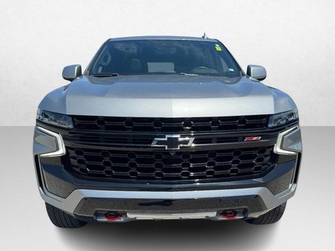 Used 2023 Chevrolet Tahoe Z71 w/ Luxury Package AWD/4WD image 2