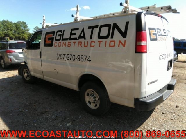 Used 2018 Chevrolet Express 2500 w/ Driver Convenience Package RWD image 2