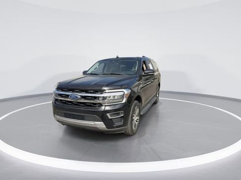 Used 2024 Ford Expedition Max Limited image 3