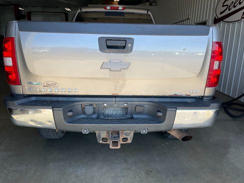 Used 2012 Chevrolet Silverado 2500 LTZ w/ LTZ Plus Package AWD/4WD image 30