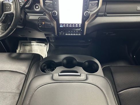 Used 2024 RAM 3500 Laramie image 34