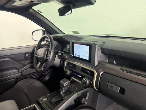 Used 2025 Toyota Tacoma SR5 RWD image 31