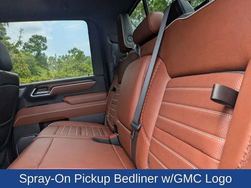Used 2025 GMC Sierra 2500 Denali Ultimate AWD/4WD image 17