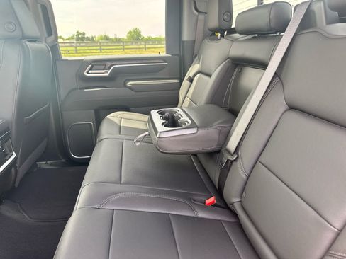 New 2026 GMC Sierra 2500 SLT w/ SLT Premium Package AWD/4WD image 27