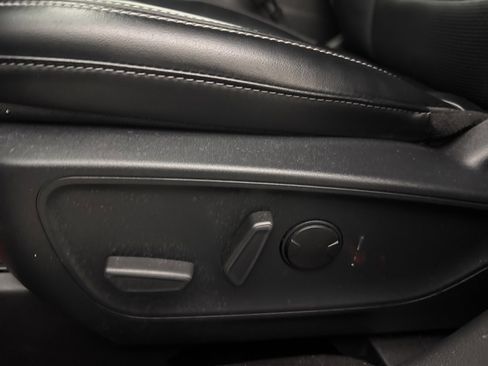 Used 2024 Ford Escape Platinum image 21