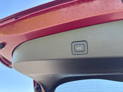 Used 2024 Buick Encore GX Preferred w/ Comfort Package AWD/4WD image 19