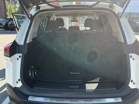Certified 2021 Nissan Rogue SV AWD/4WD image 27