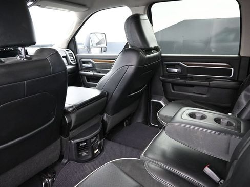 Used 2024 RAM 2500 Laramie AWD/4WD image 37