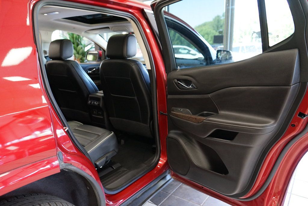 Used 2022 GMC Acadia Denali AWD/4WD image 50