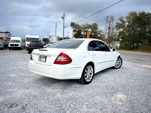 Used 2009 Mercedes-Benz E 320 BlueTEC Sedan image 4