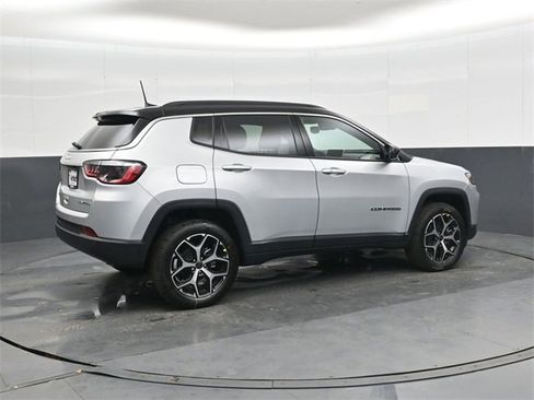 New 2026 Jeep Compass Limited image 3