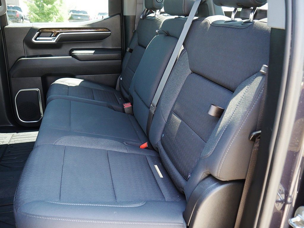 Used 2023 GMC Sierra 1500 Elevation AWD/4WD image 16