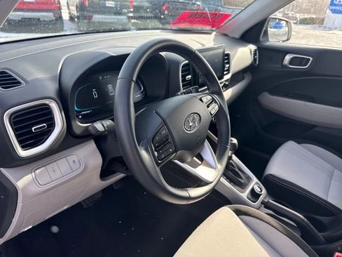 Certified 2023 Hyundai Venue SEL image 14