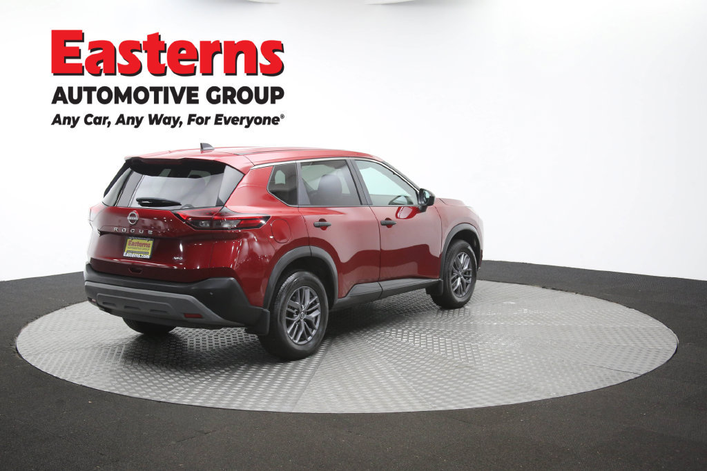 Used 2023 Nissan Rogue S AWD/4WD image 43