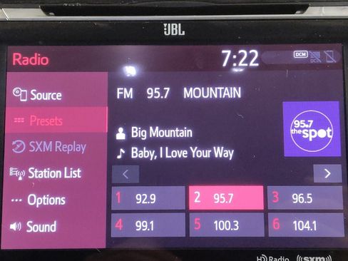 Used 2018 Toyota Camry XSE FWD image 25