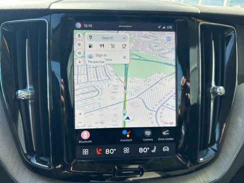 Certified 2025 Volvo XC60 B5 Plus image 22