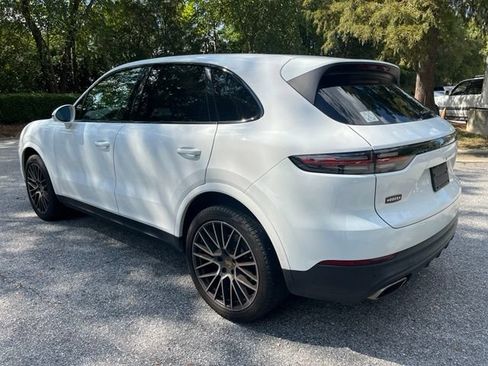 Used 2020 Porsche Cayenne AWD/4WD image 7