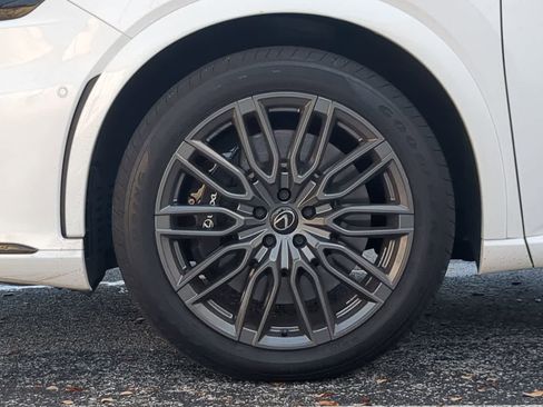 Used 2024 Lexus RX 500h F Sport w/ Convenience Package image 14