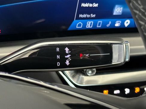 Certified 2024 Cadillac Lyriq Luxury AWD/4WD image 22