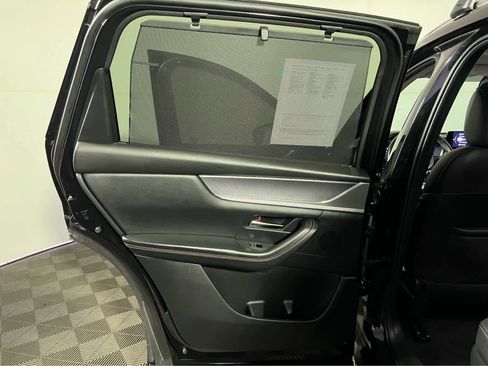 Used 2024 MAZDA CX-90 Plug-In Hybrid w/ Premium Pkg AWD/4WD image 26