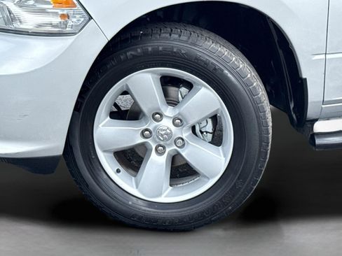 Used 2013 RAM 1500 Express RWD image 44