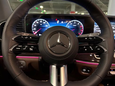New 2026 Mercedes-Benz GLS 450 4MATIC image 24