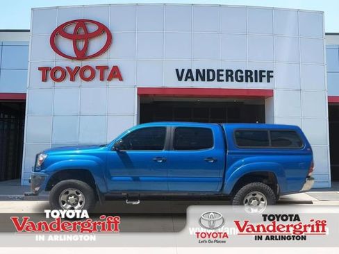 Used 2011 Toyota Tacoma 4x4 Double Cab w/ SR5 Pkg #2 image 1