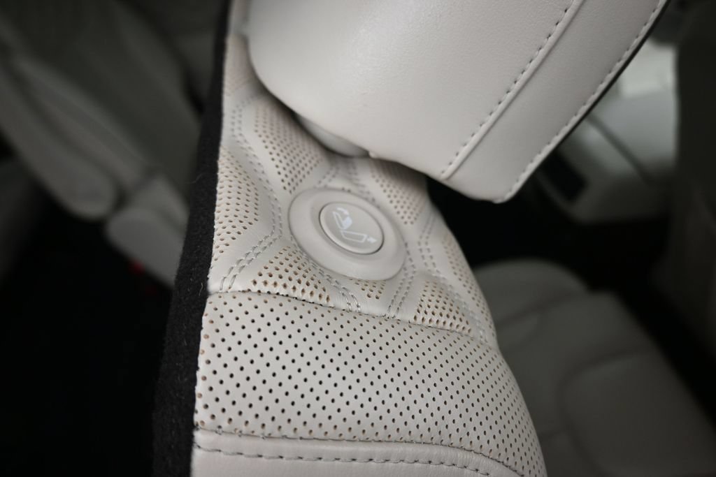 Used 2020 Hyundai Palisade Limited FWD image 57