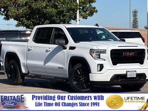 Used 2020 GMC Sierra 1500 Elevation w/ Elevation Value Package RWD image 2