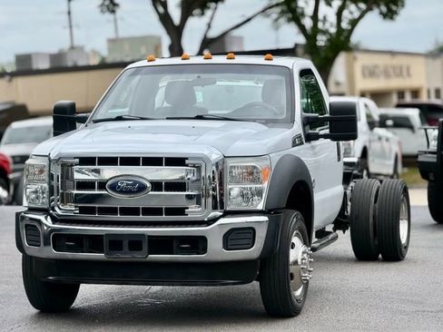 Used 2013 Ford F550 2WD Regular Cab Super Duty w/ Payload Upgrade Pkg image 3