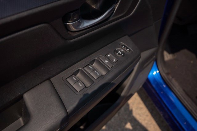 Used 2025 Honda CR-V EX image 16