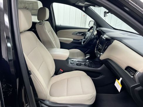 Used 2023 Chevrolet Traverse LS FWD image 21