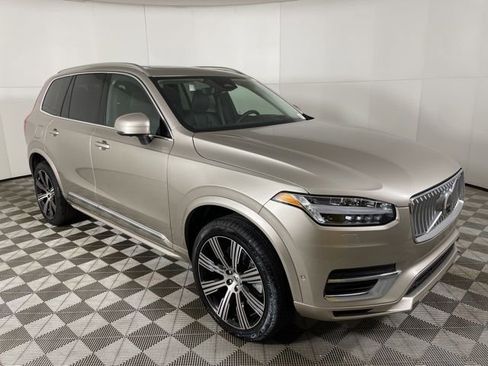 New 2025 Volvo XC90 T8 Ultra w/ Protection Package Premier image 2