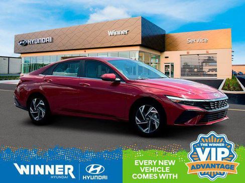 New 2025 Hyundai Elantra Limited image 11